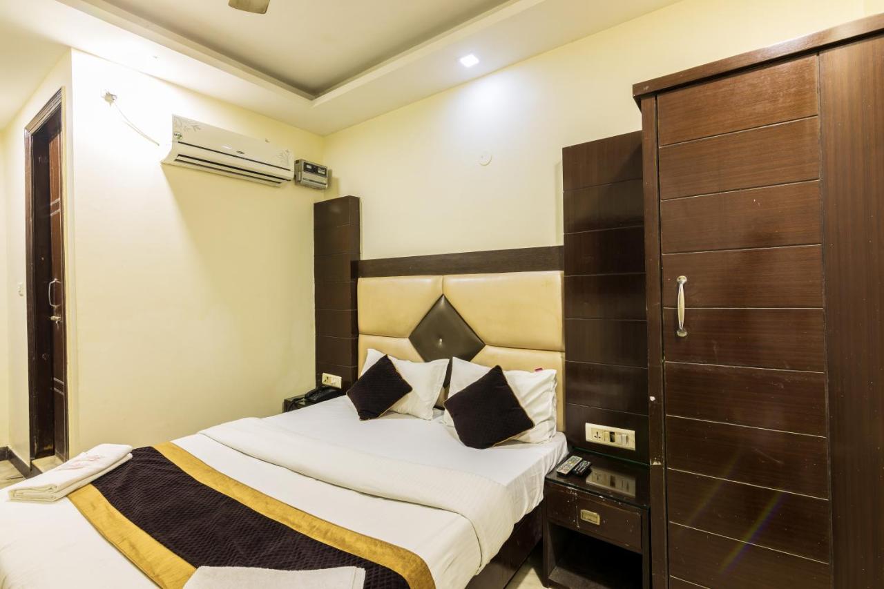 Hotel Grand Shyam- In Front Of New Delhi Railway Station-Couple Friendly Nowe Delhi Zewnętrze zdjęcie